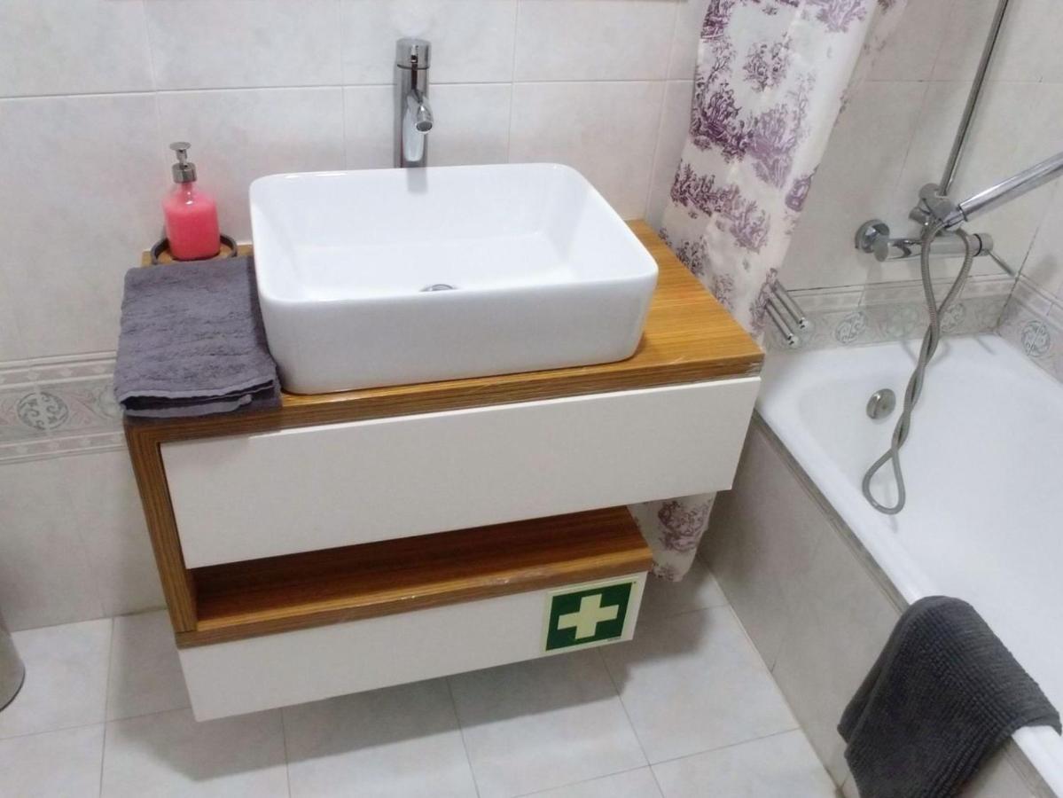 Be Local - Apartment With 3 Bedroom Near Oriente Station In 리스본 객실 사진